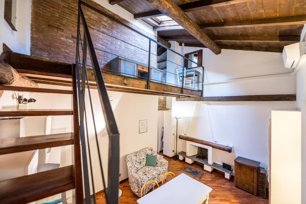 Wonderful Two Floors Apartment Milan Extérieur photo