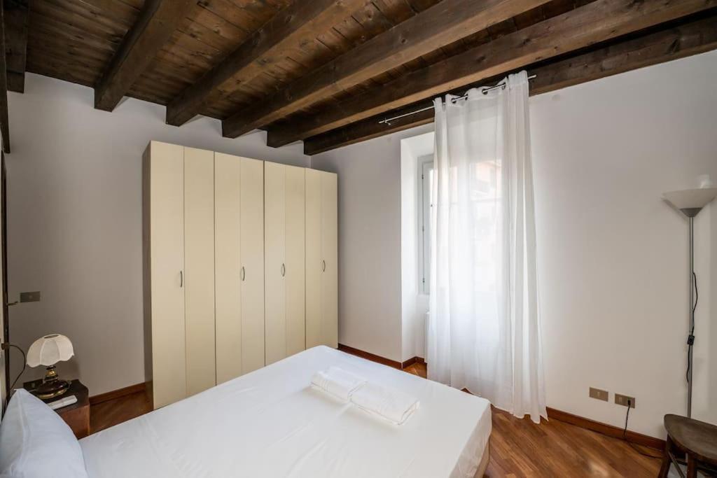 Wonderful Two Floors Apartment Milan Extérieur photo