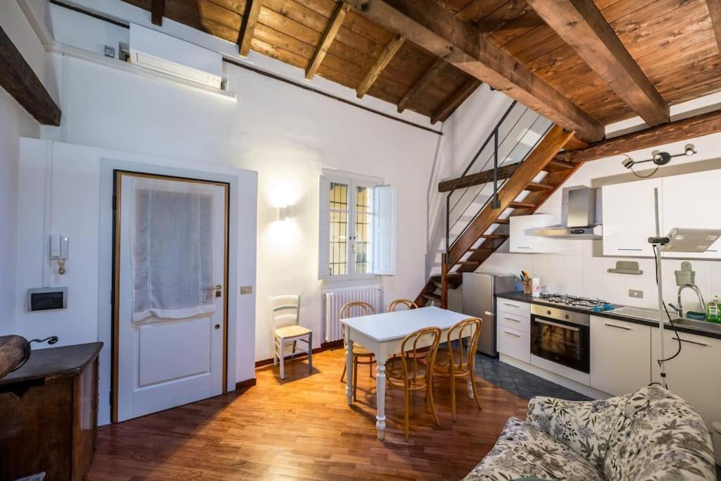 Wonderful Two Floors Apartment Milan Extérieur photo