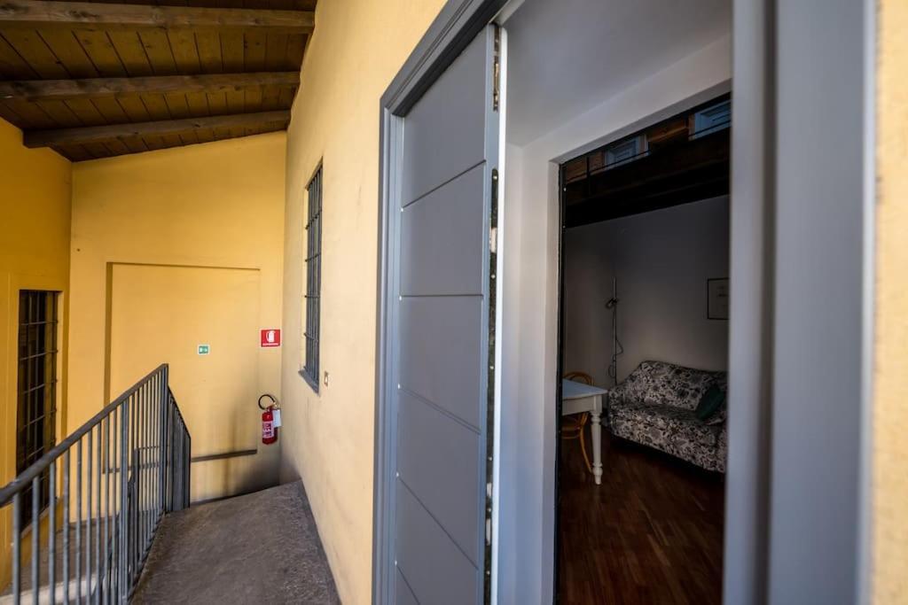 Wonderful Two Floors Apartment Milan Extérieur photo