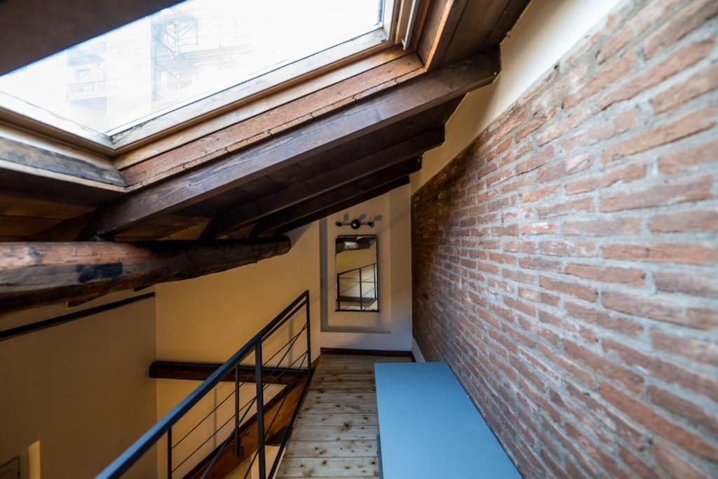 Wonderful Two Floors Apartment Milan Extérieur photo