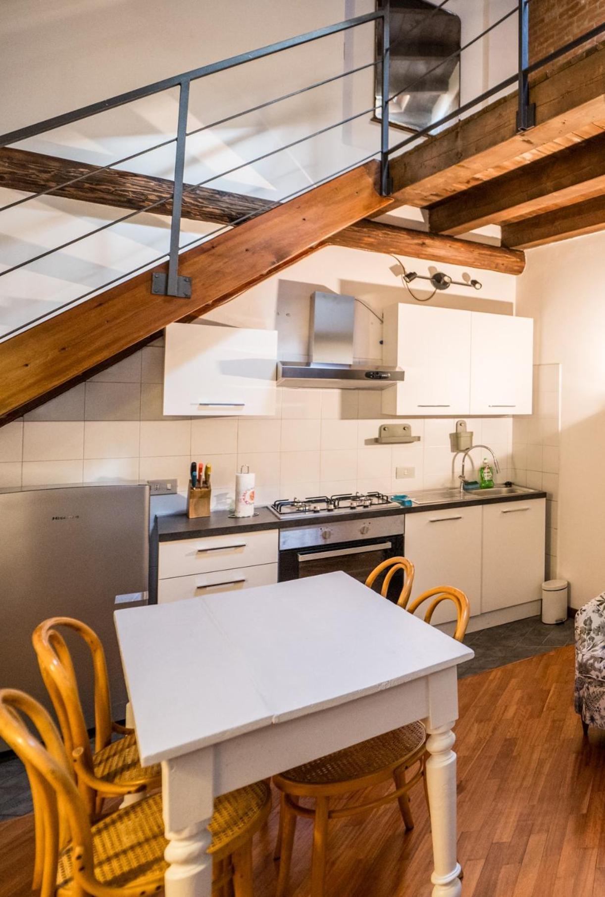 Wonderful Two Floors Apartment Milan Extérieur photo